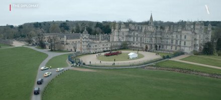 Media 8447_the diplomat_burghley house_0.png